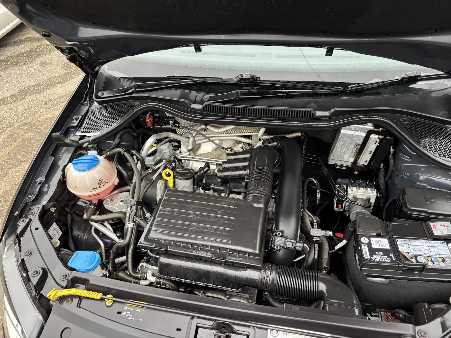 Used Volkswagen Polo 2016 for sale - 76974342: Photo 10