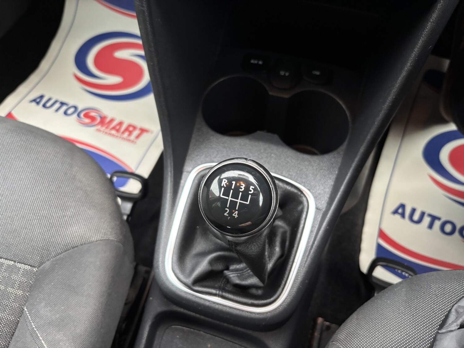 Used Volkswagen Polo 2016 for sale - 76974342: Photo 18