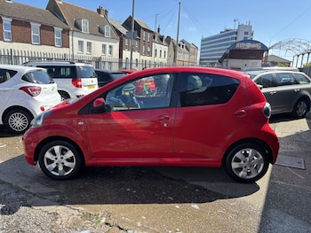 Used Toyota AYGO 2012 for sale - 78242686: Photo