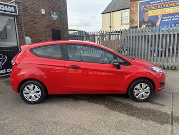 Used Ford Fiesta 2014 for sale - 77836825: Photo