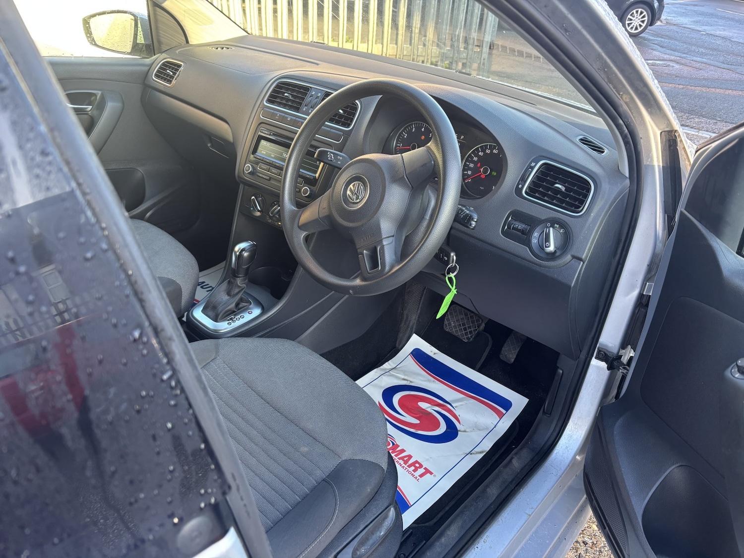 Used Volkswagen Polo 2011 for sale - 76605718: Photo 13