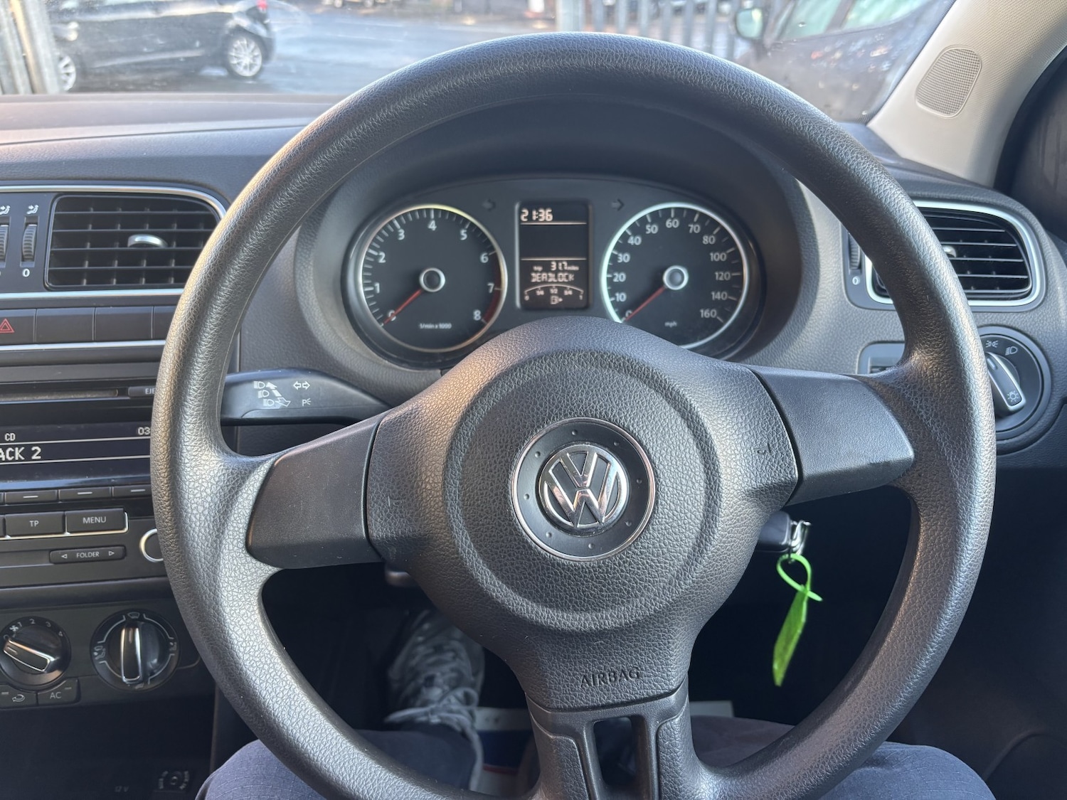 Used Volkswagen Polo 2011 for sale - 76605718: Photo 15