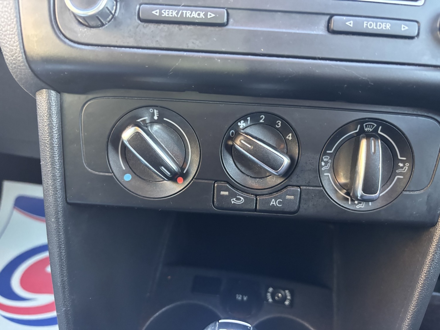 Used Volkswagen Polo 2011 for sale - 76605718: Photo 18