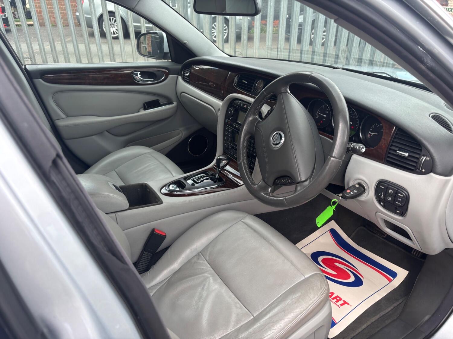 Used Jaguar XJ 2008 for sale - 75718244: Photo 14