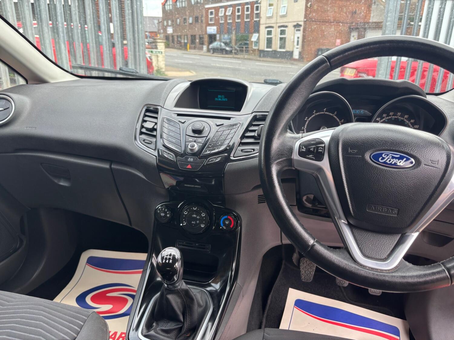 Used Ford Fiesta 2014 for sale - 76794296: Photo 13