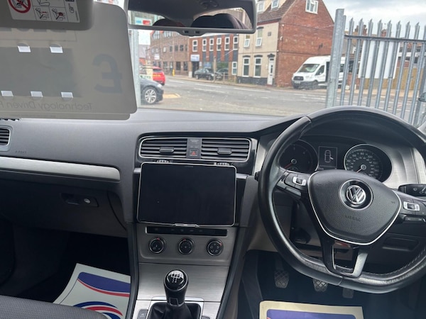 Used Volkswagen Golf 2015 for sale - 75213110: Photo 13