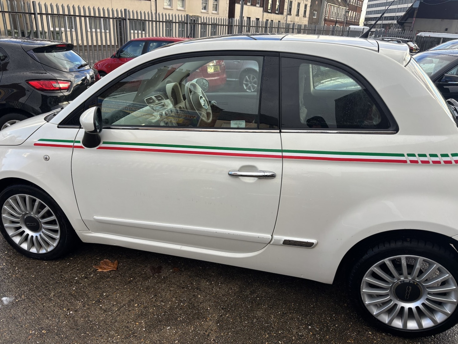 Used Fiat 500 2011 for sale - 76637432: Photo 5