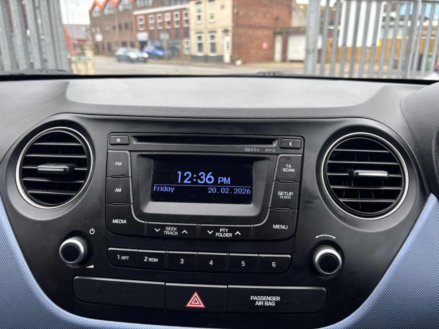 Used Hyundai i10 2015 for sale - 77508566: Photo 17