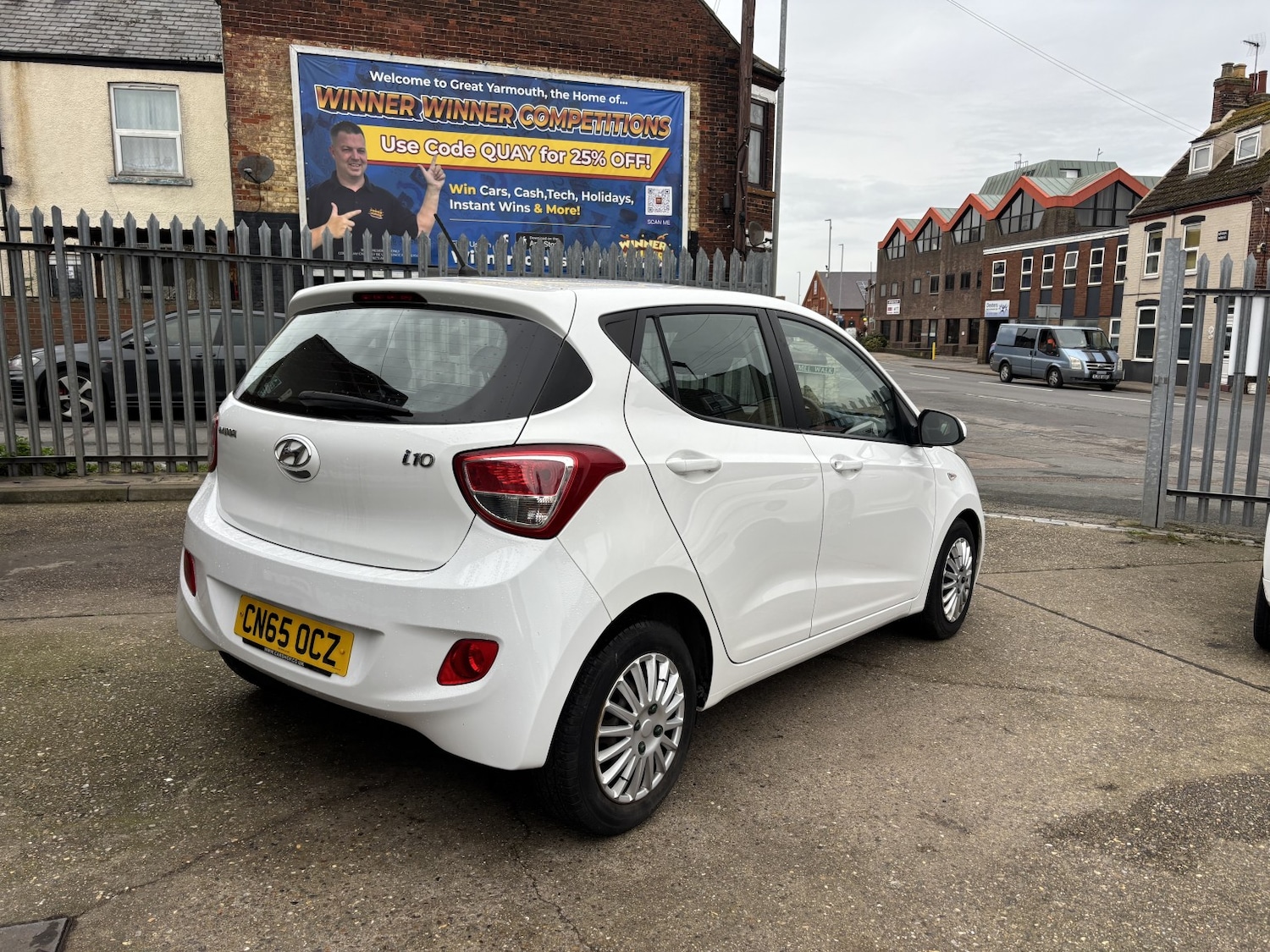 Used Hyundai i10 2015 for sale - 77508566: Photo 6