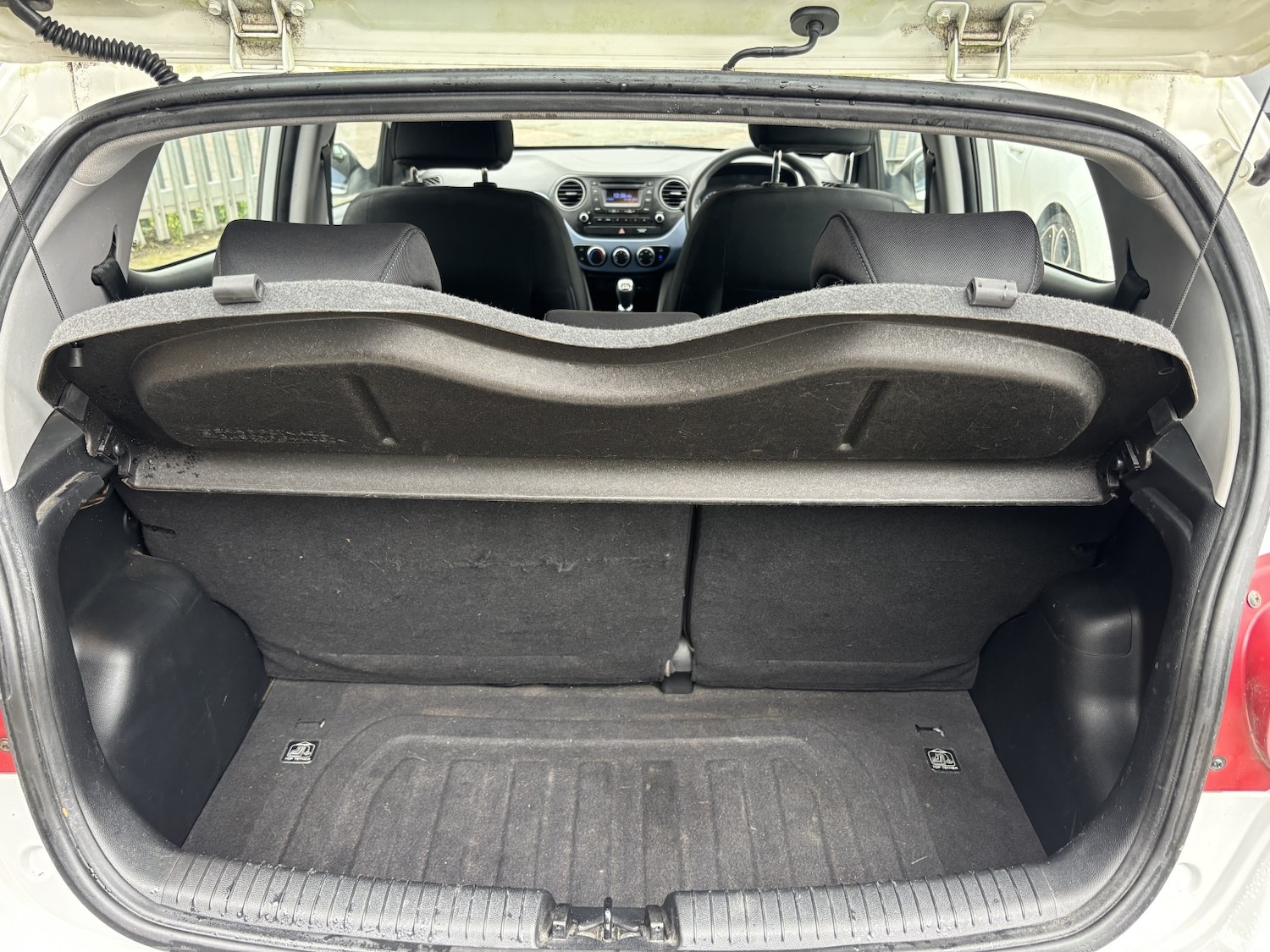 Used Hyundai i10 2015 for sale - 77508566: Photo 9