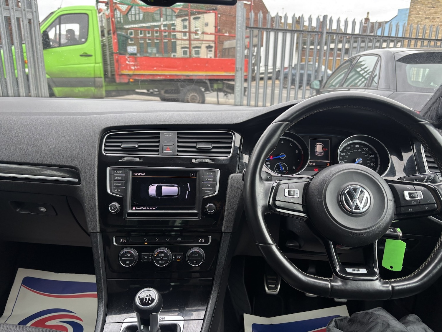 Used Volkswagen Golf 2016 for sale - 77465811: Photo 14