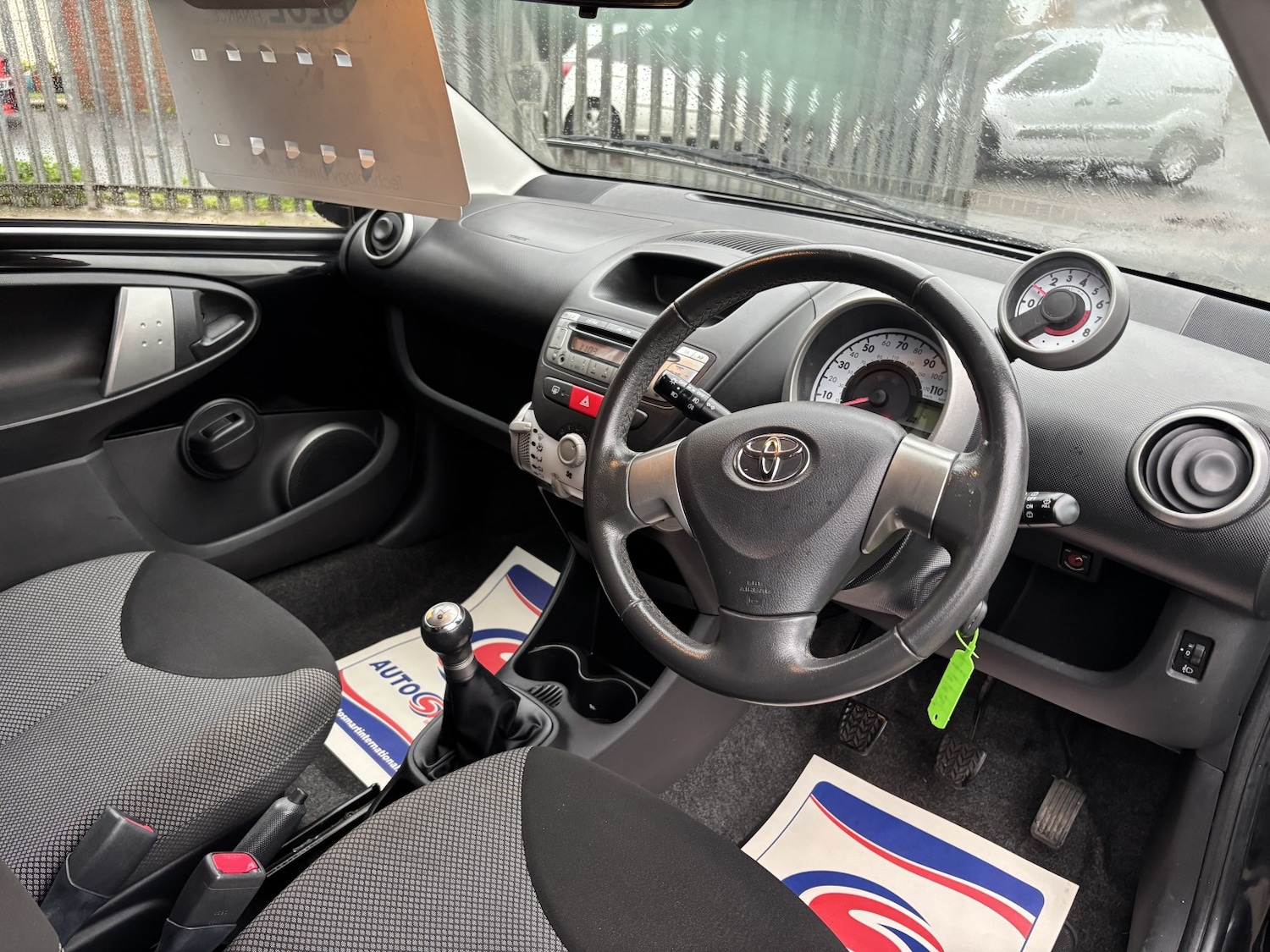 Used Toyota AYGO 2012 for sale - 76859135: Photo 12