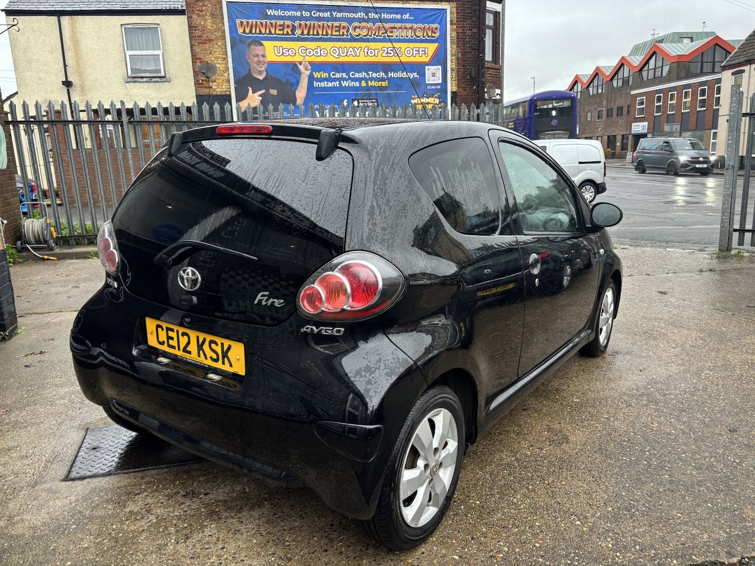 Used Toyota AYGO 2012 for sale - 76859135: Photo 8