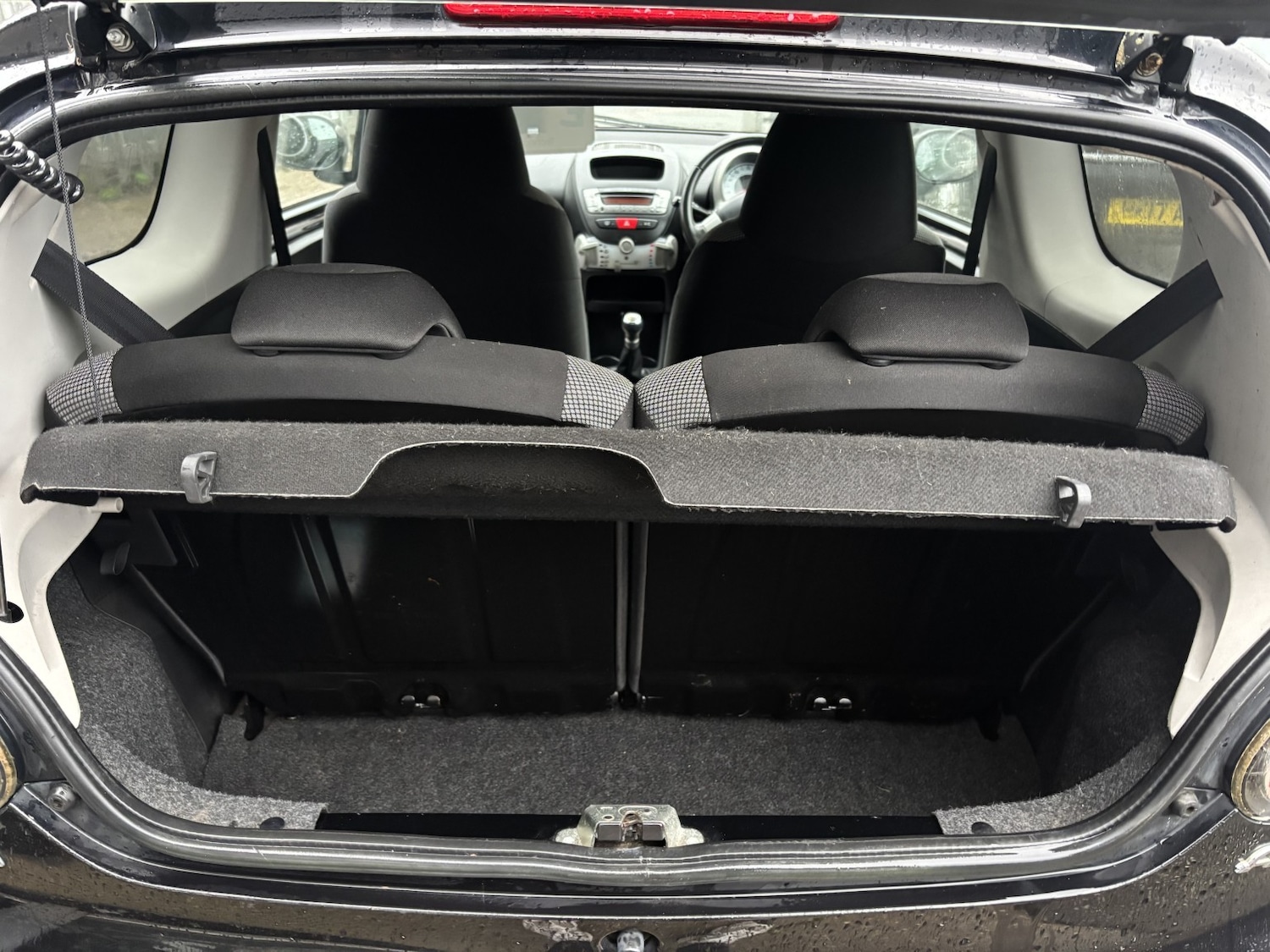 Used Toyota AYGO 2012 for sale - 76859135: Photo 9