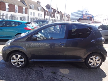 Used Toyota AYGO 2011 for sale - 78987079: Photo
