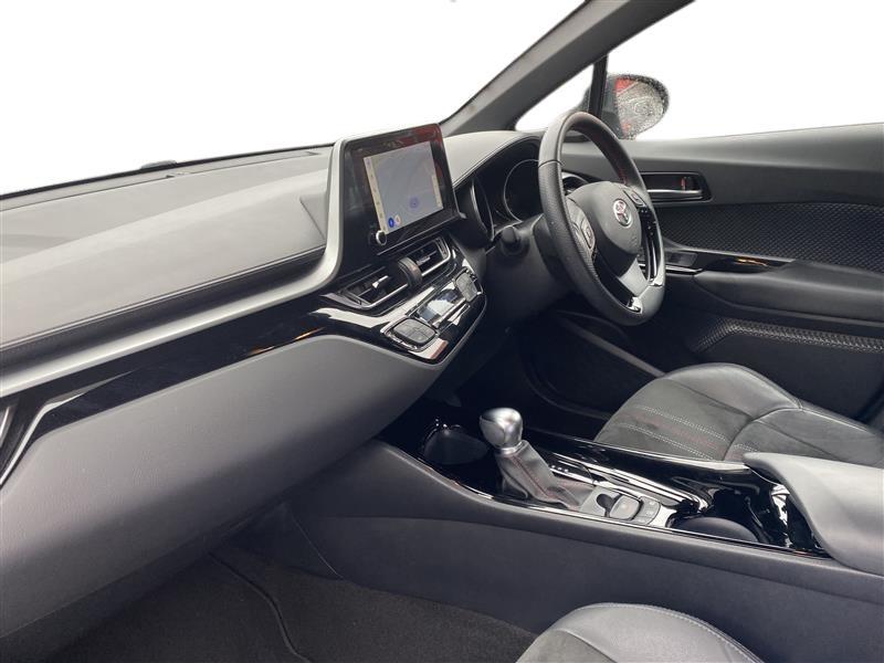 Used Toyota C-HR 2023 for sale - 76819300: Photo 13