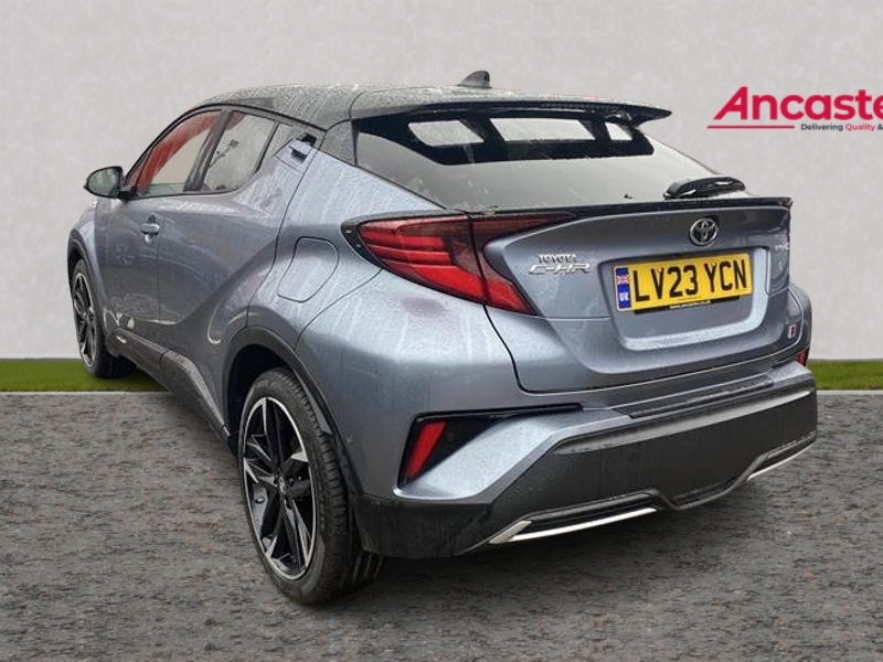 Used Toyota C-HR 2023 for sale - 76819300: Photo 5