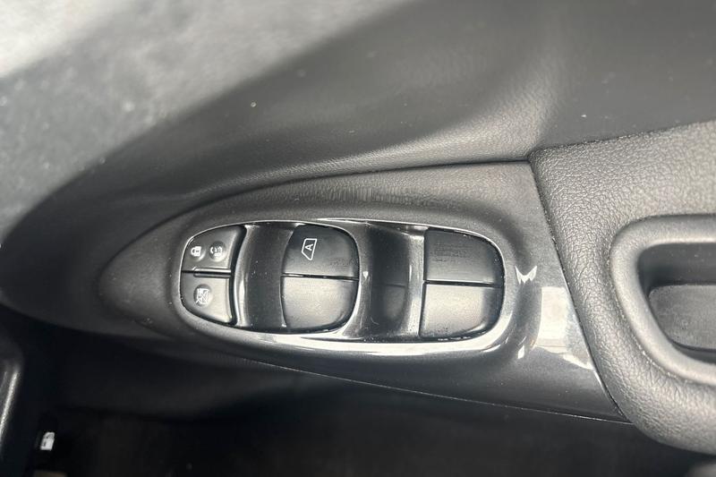 Used Nissan Juke 2018 for sale - 77819756: Photo 16