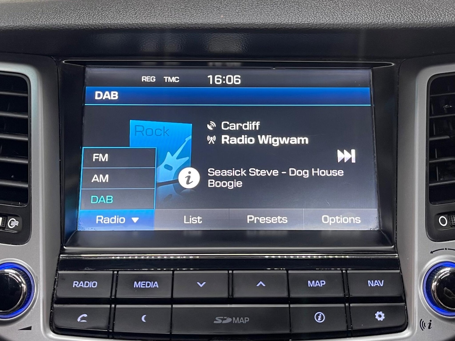 Used Hyundai TUCSON for sale - 78148139: Photo 30