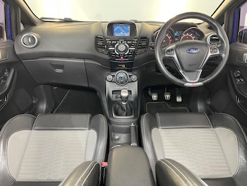 Used Ford Fiesta 2017 for sale - 78461951: Photo