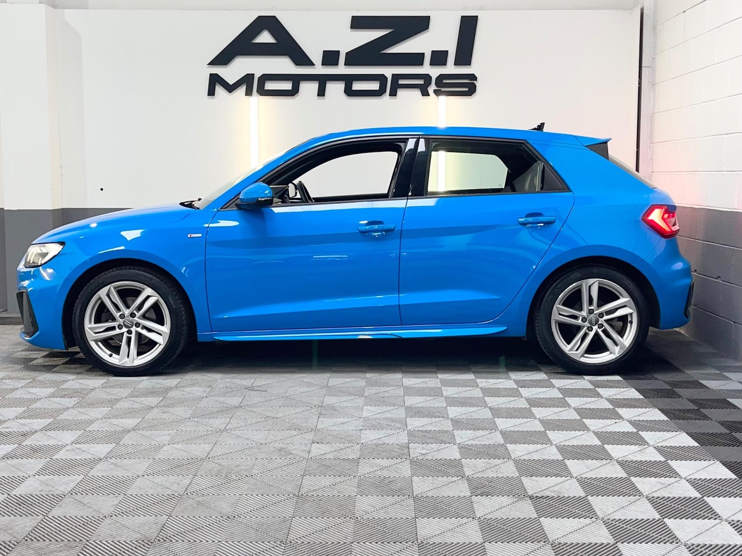 Used Audi A1 for sale - 78026472: Photo 9