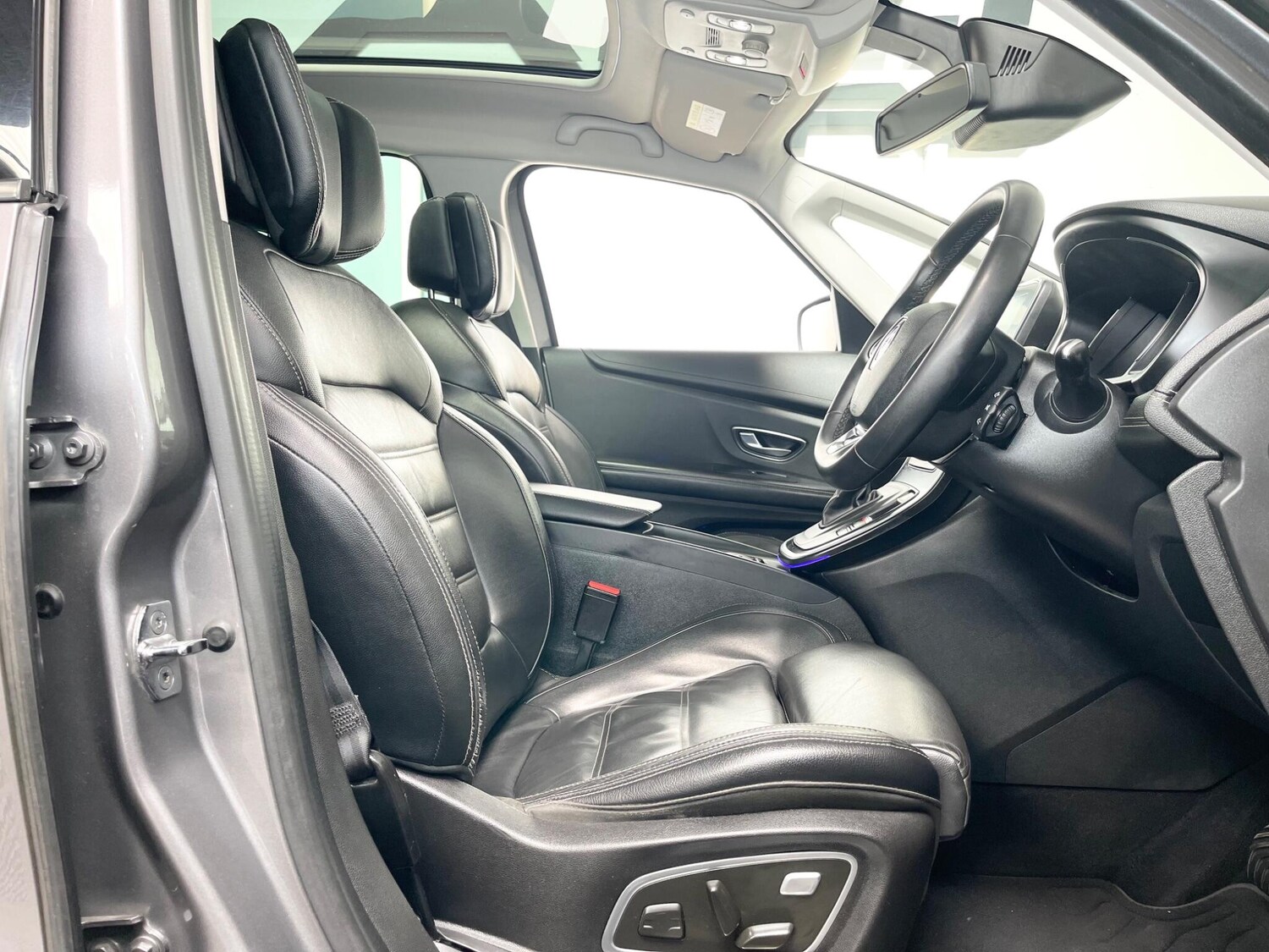 Used Renault Grand Scenic for sale - 78214620: Photo 16