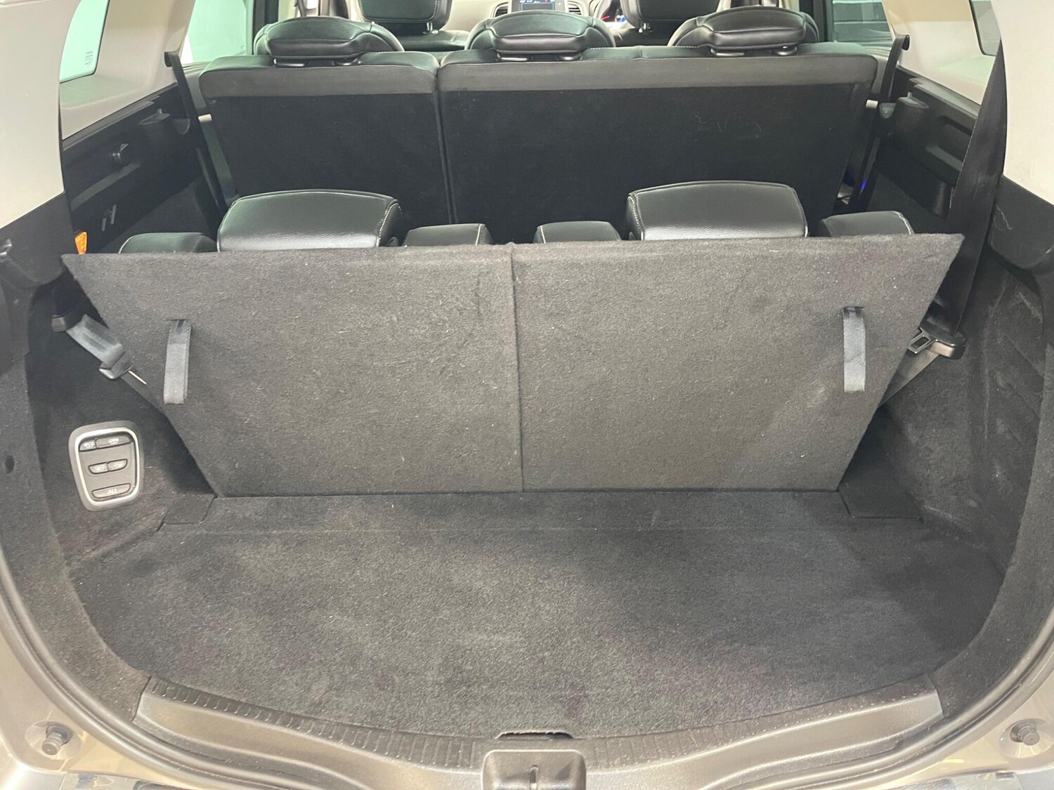 Used Renault Grand Scenic for sale - 78214620: Photo 44