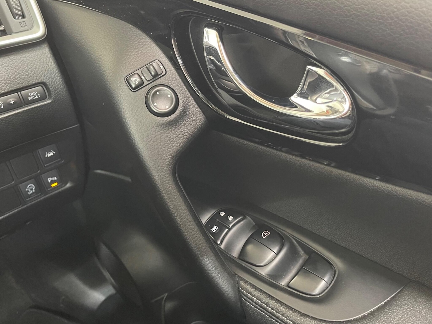 Used Nissan Qashqai for sale - 78026467: Photo 25