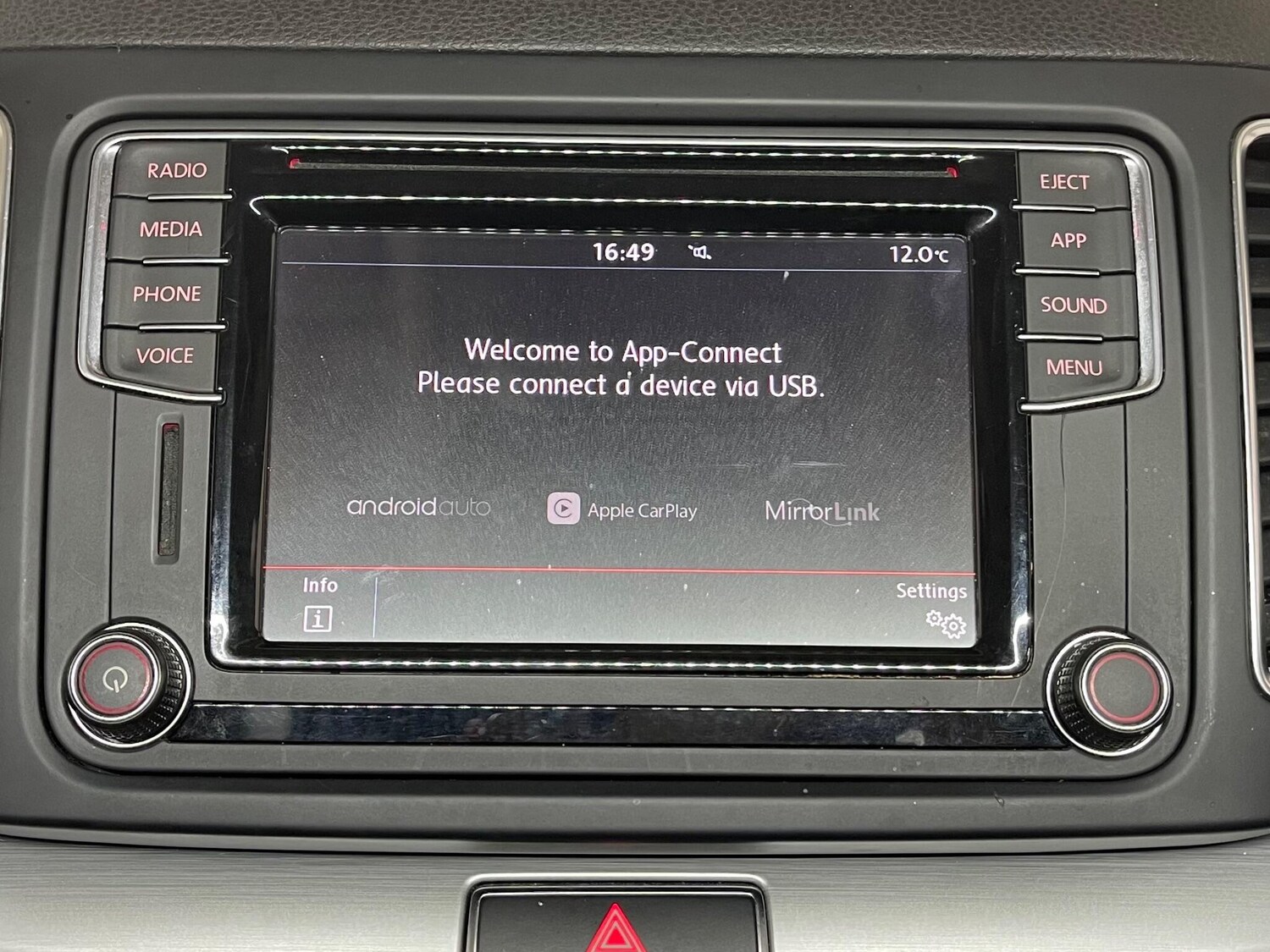 Used Volkswagen Sharan for sale - 78026469: Photo 28