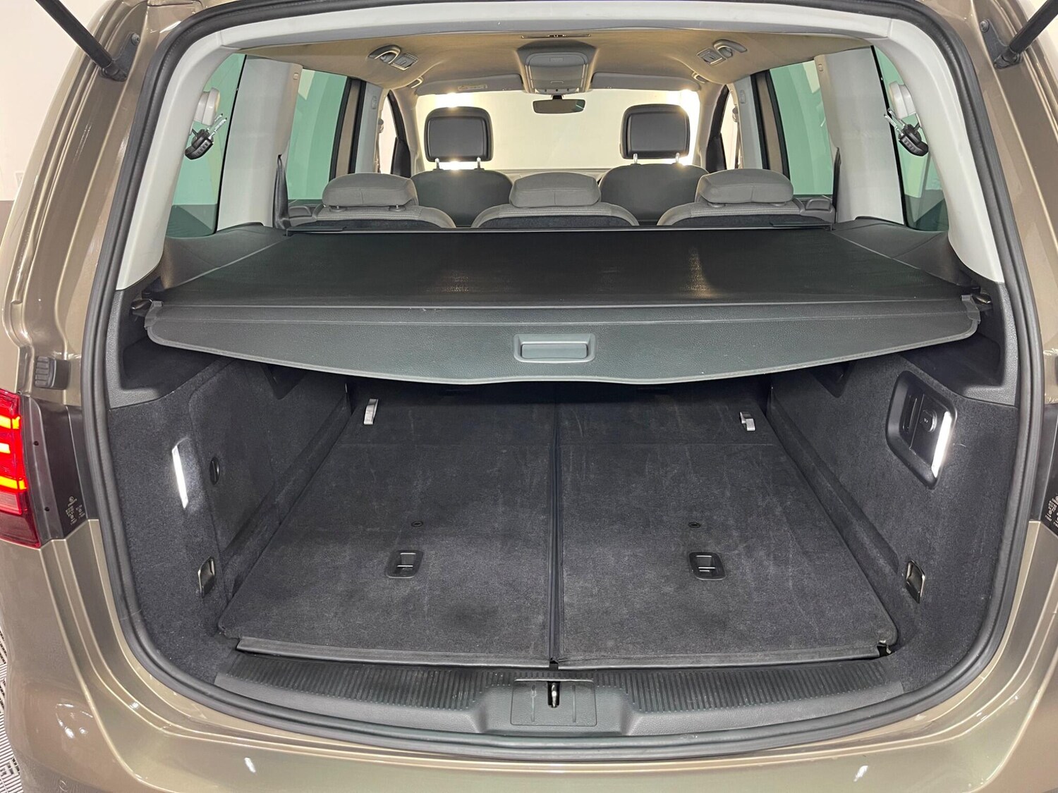 Used Volkswagen Sharan for sale - 78026469: Photo 33