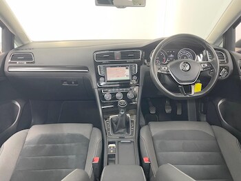 Used Volkswagen Golf 2016 for sale - 78504731: Photo