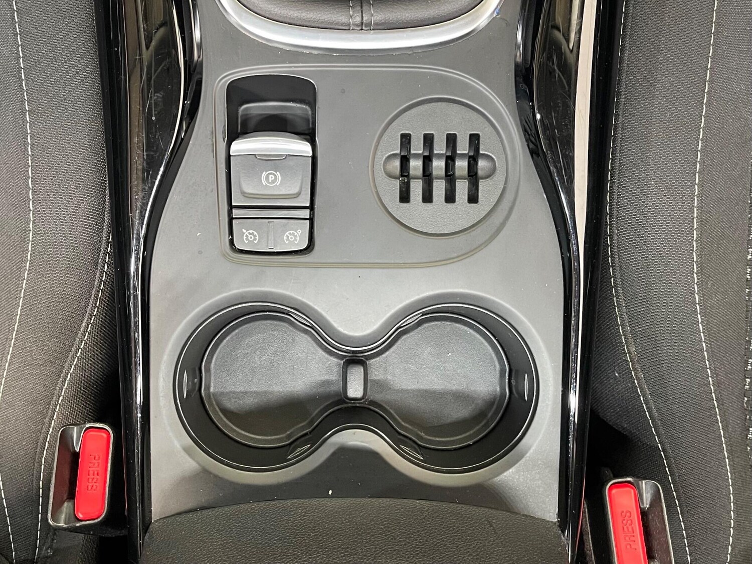 Used Renault Kadjar for sale - 78026468: Photo 29