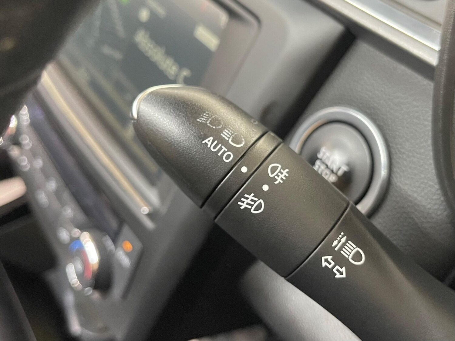 Used Renault Kadjar for sale - 78026468: Photo 31