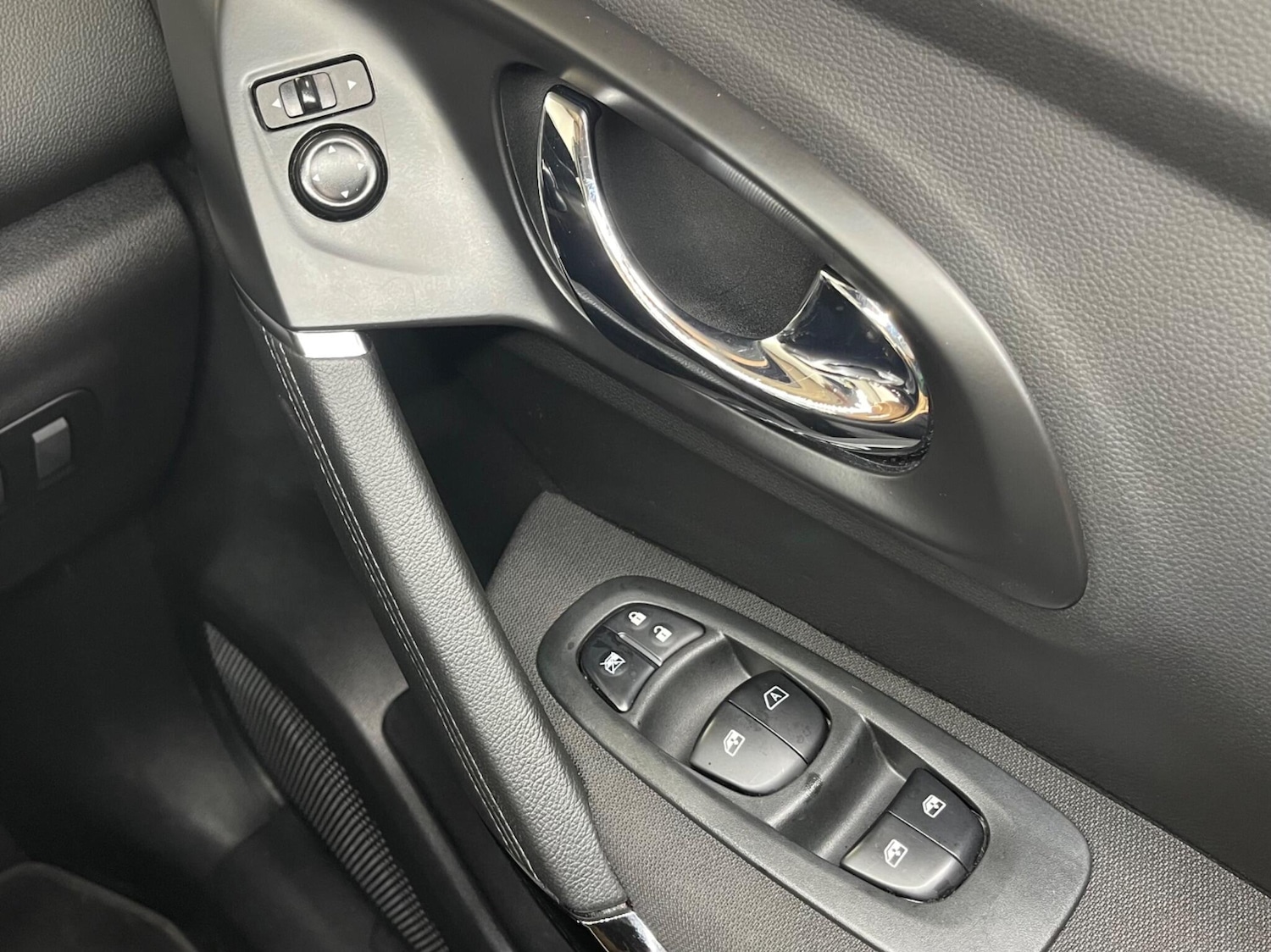 Used Renault Kadjar for sale - 78026468: Photo 33