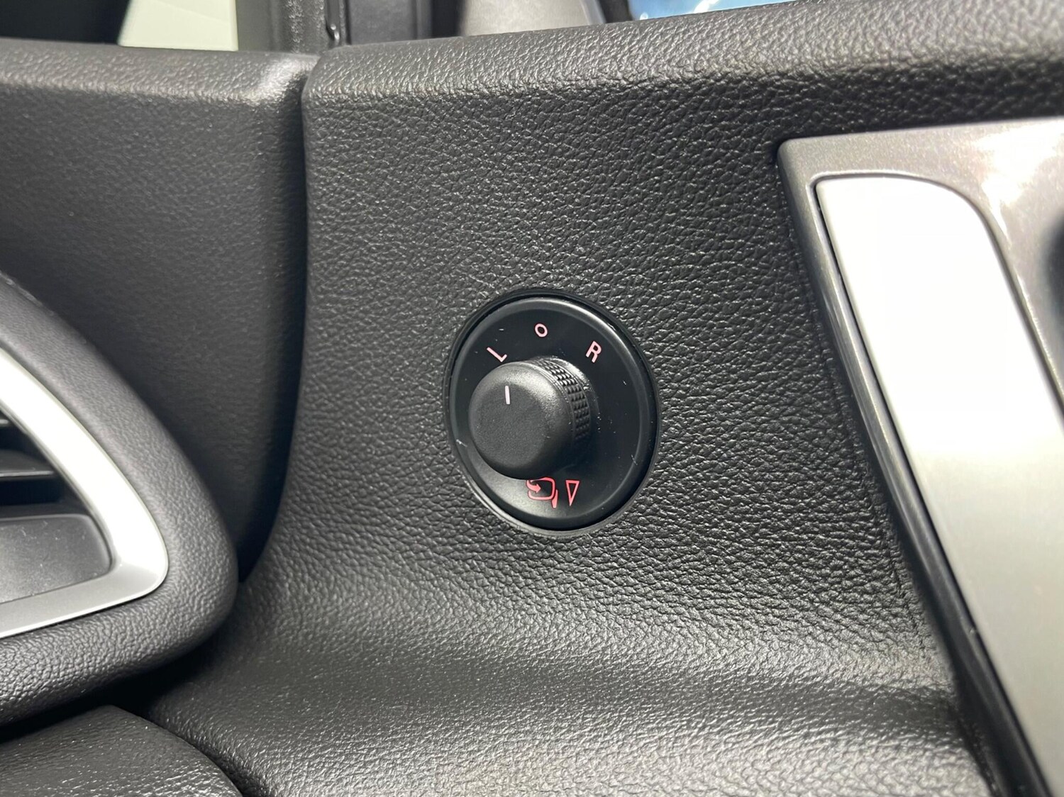 Used Vauxhall Astra for sale - 78214406: Photo 19