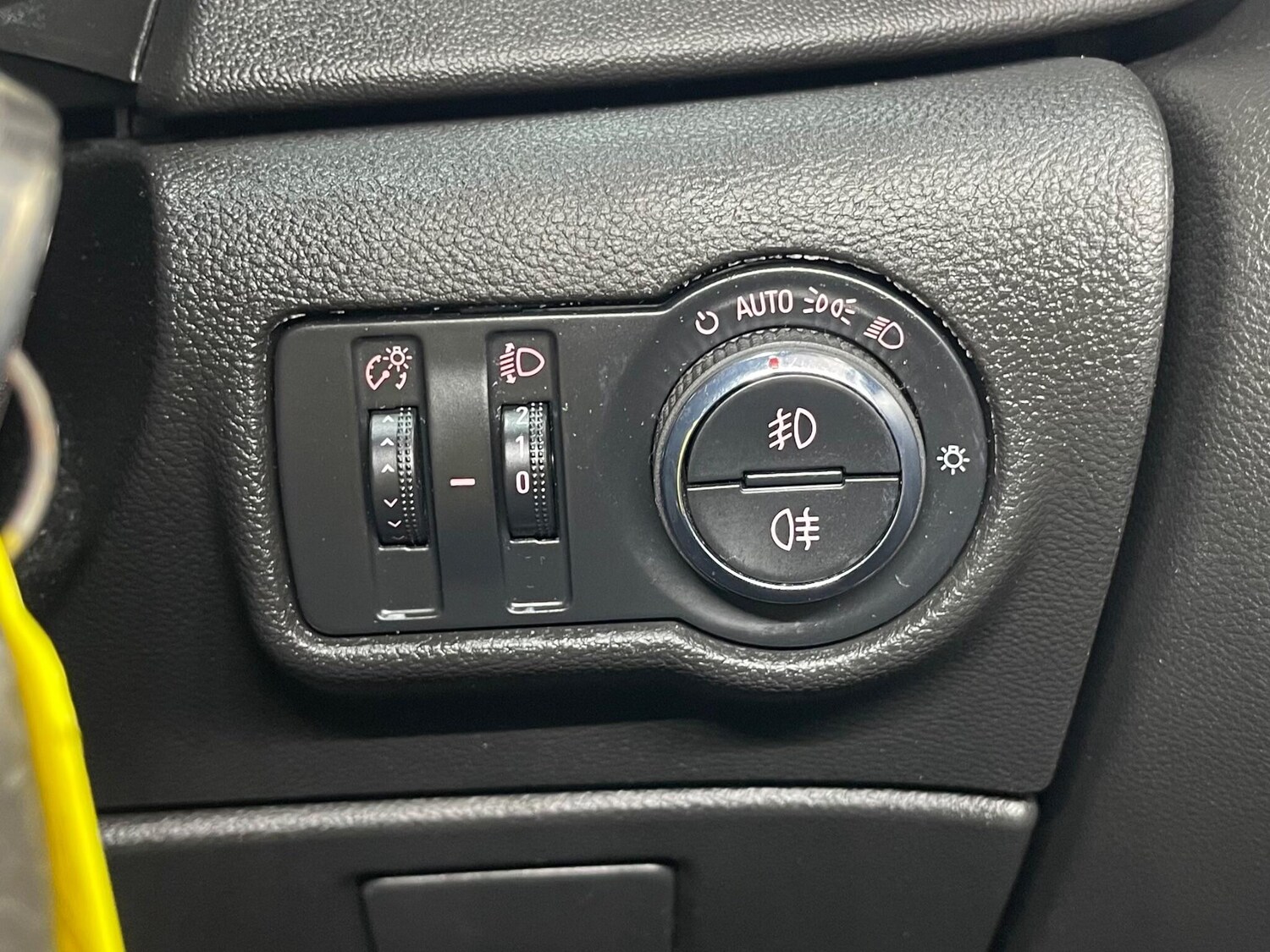 Used Vauxhall Astra for sale - 78214406: Photo 21