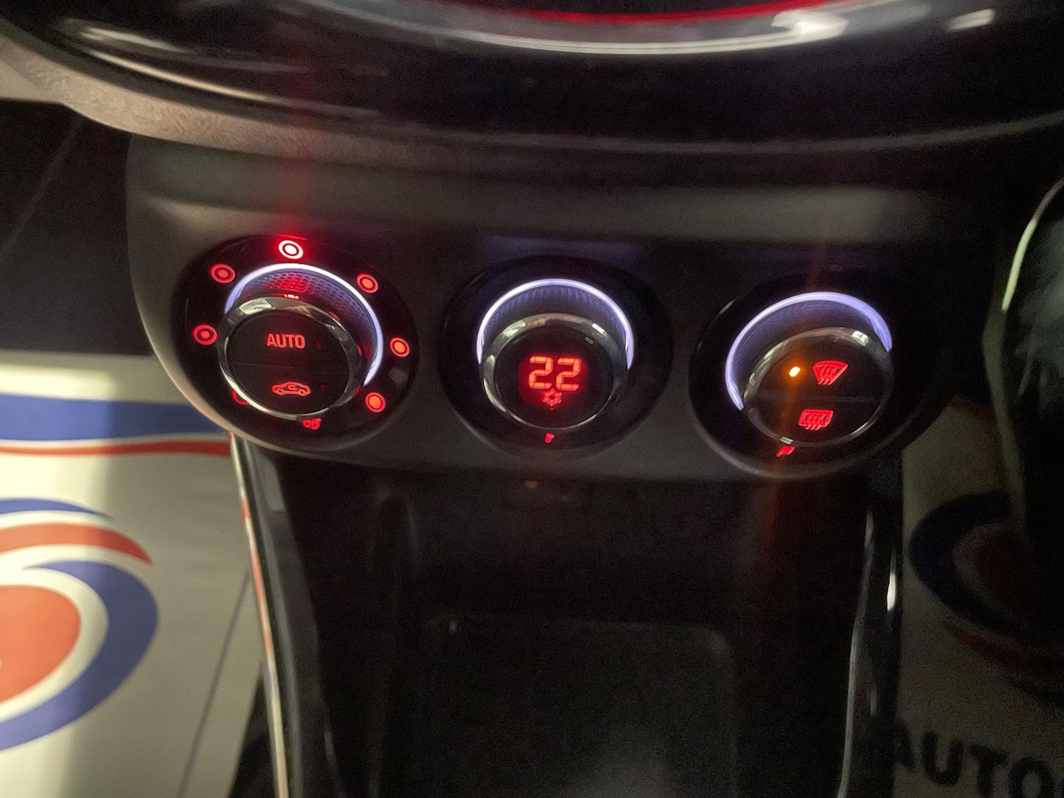 Used Vauxhall ADAM 2014 for sale - 76766731: Photo 24