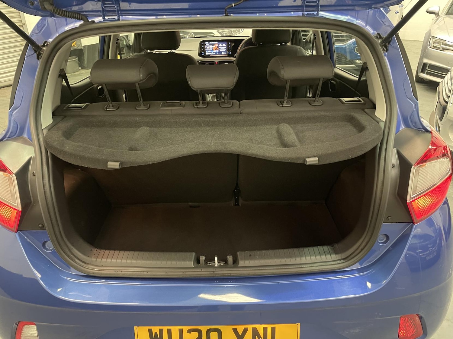 Used Hyundai i10 2020 for sale - 76452698: Photo 12