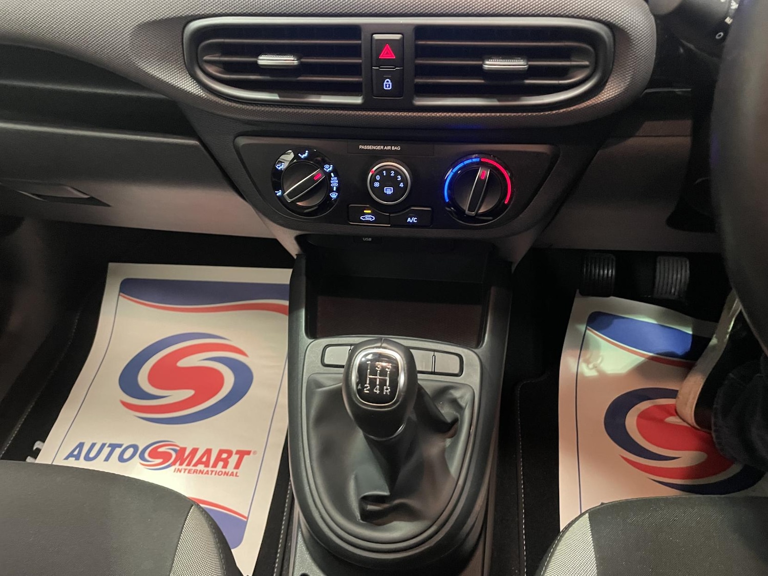 Used Hyundai i10 2020 for sale - 76452698: Photo 22