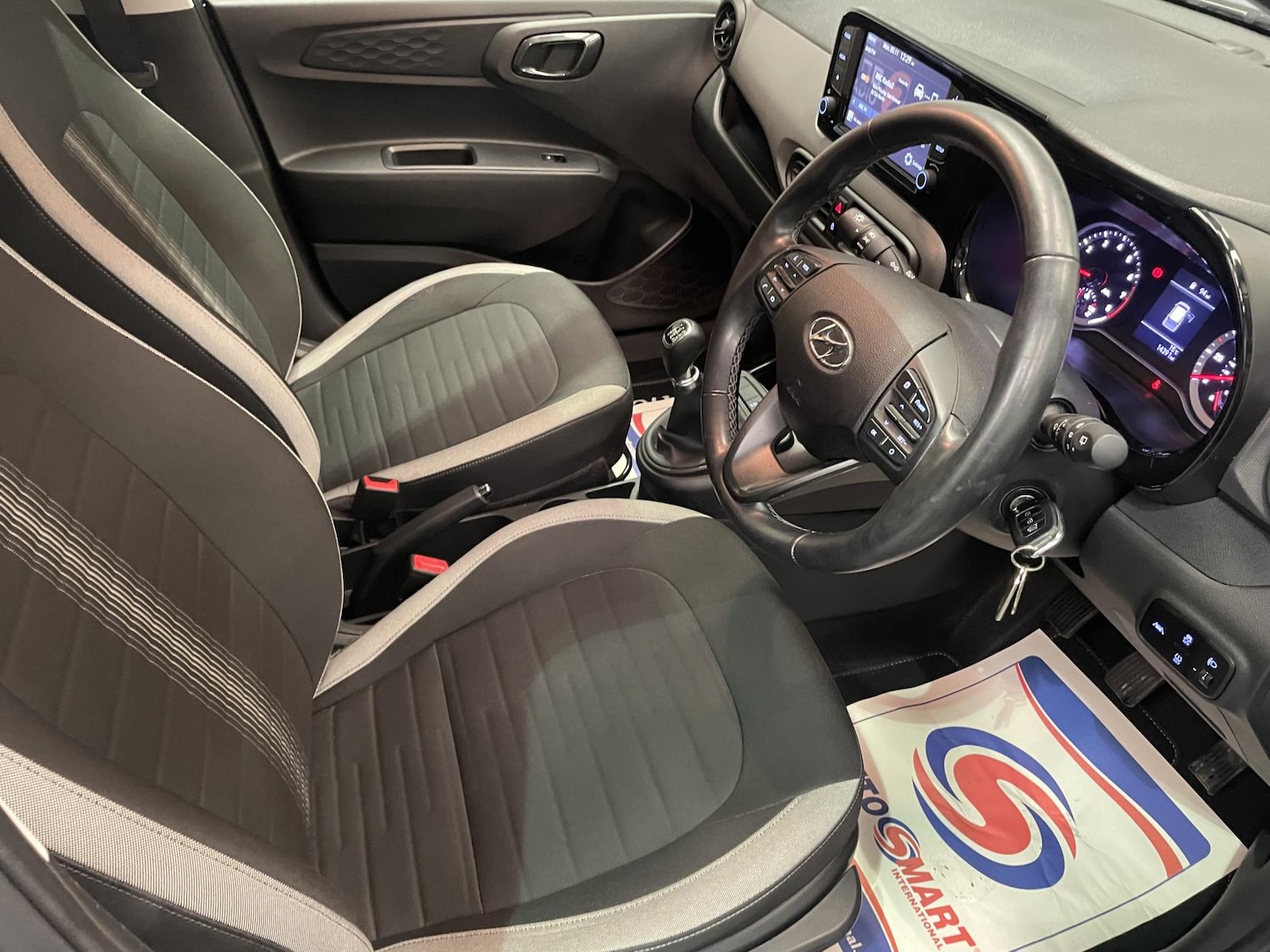 Used Hyundai i10 2020 for sale - 76452698: Photo 24