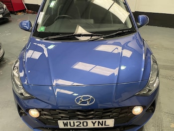 Used Hyundai i10 2020 for sale - 76452698: Photo