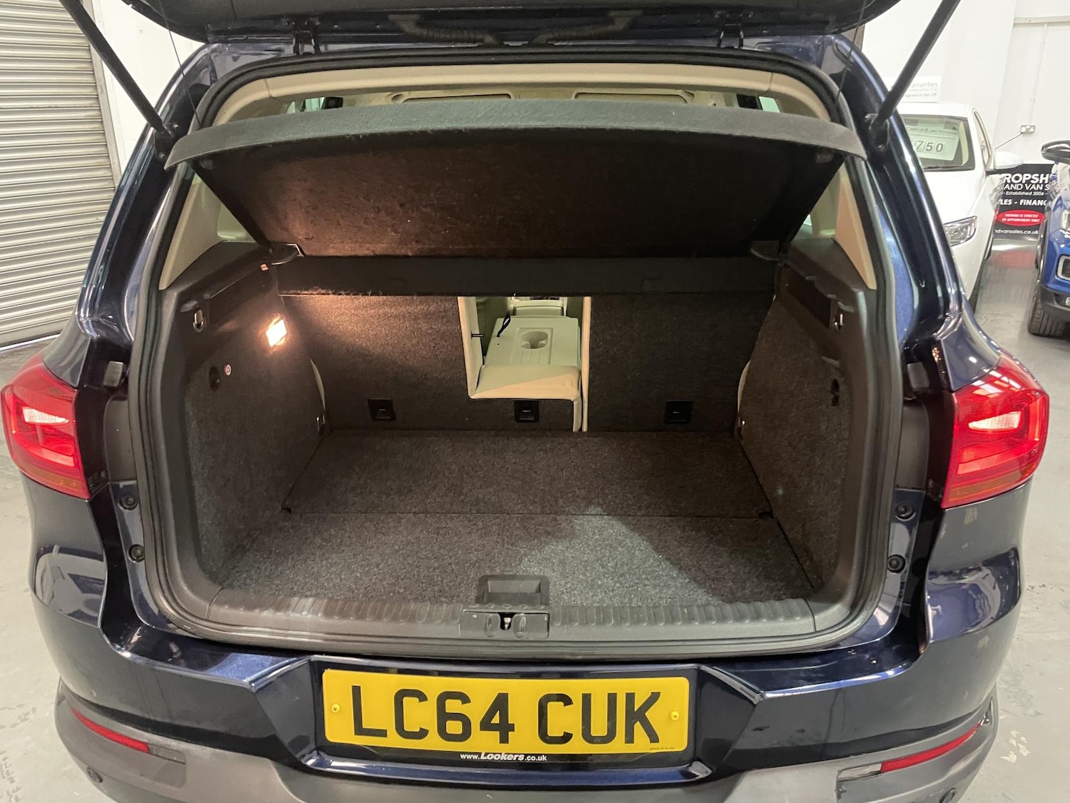 Used Volkswagen Tiguan 2014 for sale - 76741824: Photo 12