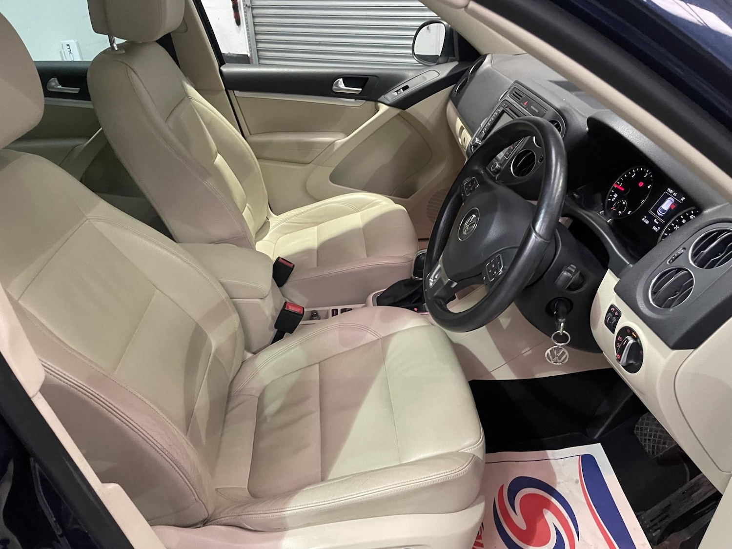 Used Volkswagen Tiguan 2014 for sale - 76741824: Photo 27