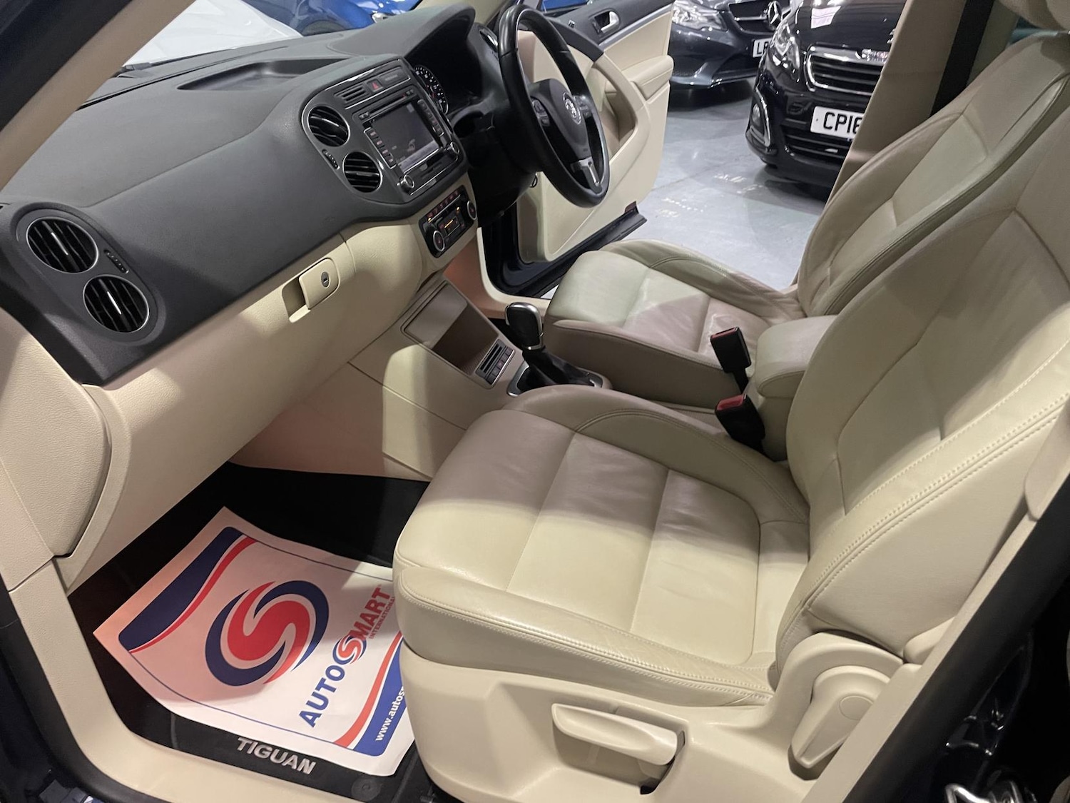 Used Volkswagen Tiguan 2014 for sale - 76741824: Photo 31