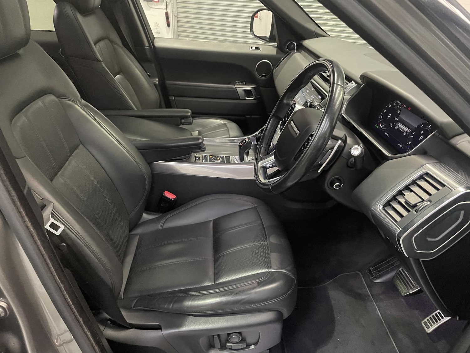 Used Land Rover Range Rover Sport 2018 for sale - 76445141: Photo 29