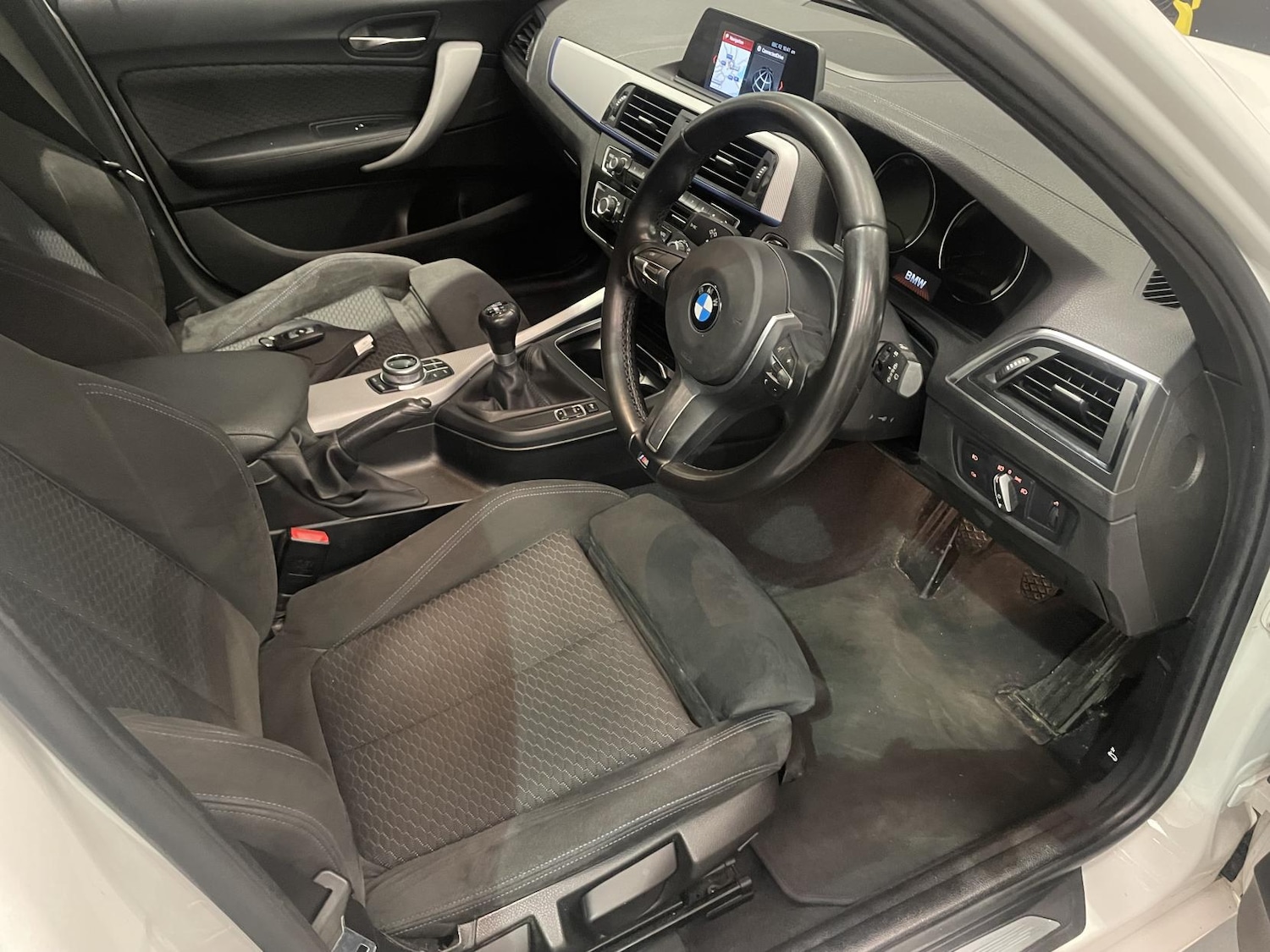 Used BMW 1 Series 2017 for sale - 76384848: Photo 32