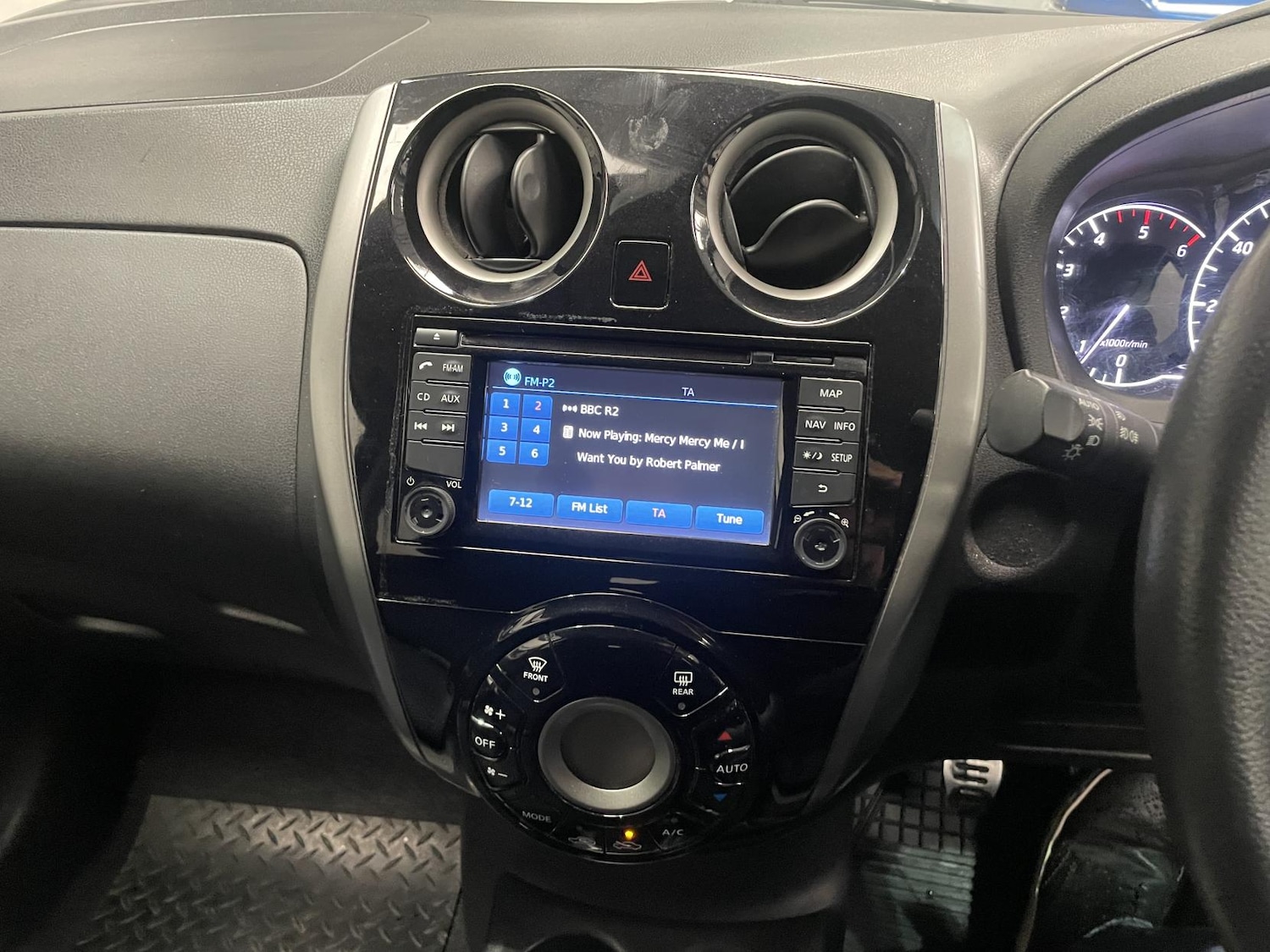 Used Nissan Note 2014 for sale - 76494338: Photo 17