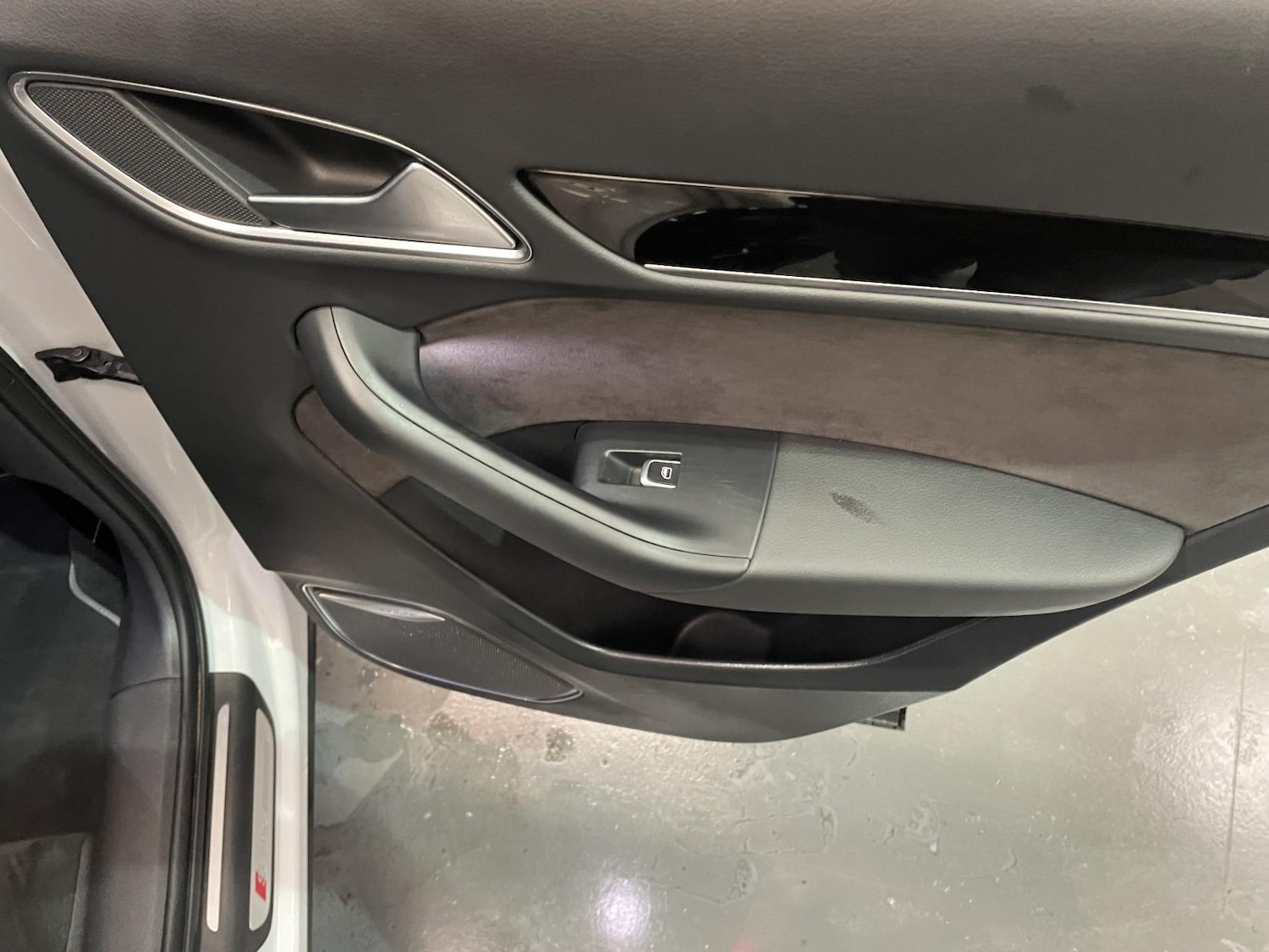 Used Audi Q3 2017 for sale - 76835168: Photo 24