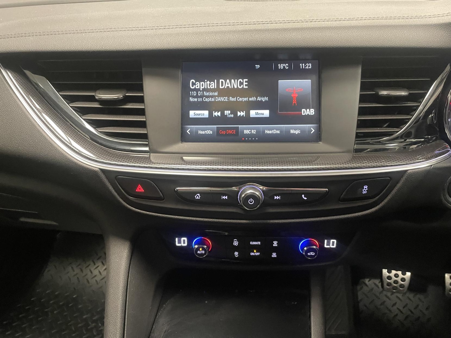 Used Vauxhall Insignia 2017 for sale - 76384862: Photo 15