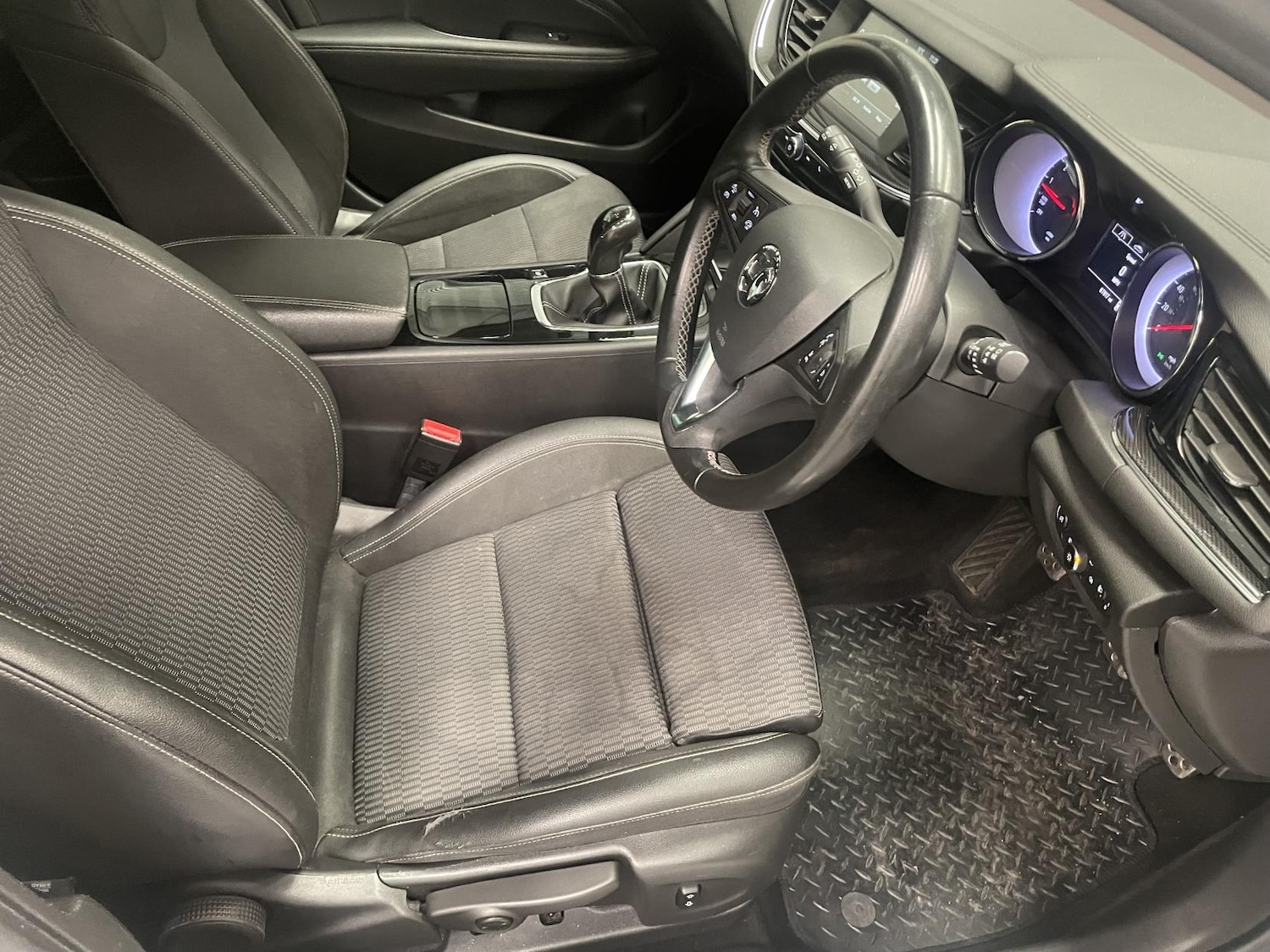 Used Vauxhall Insignia 2017 for sale - 76384862: Photo 18